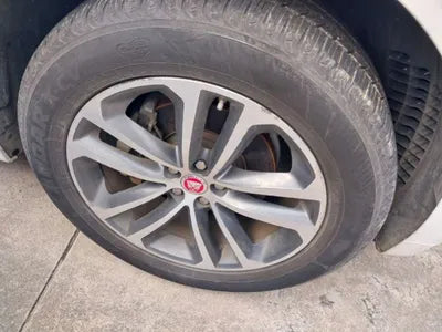 2018 Jaguar F-Pace SADCA2BN8JA297730 VIN:SADCA2BN8JA297730