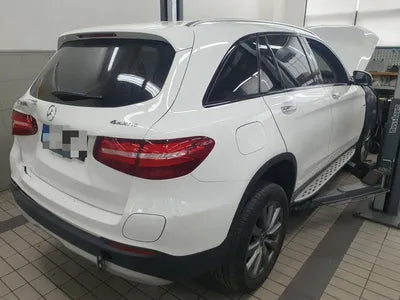 2018 Mercedes-Benz GLC 350 VIN:
