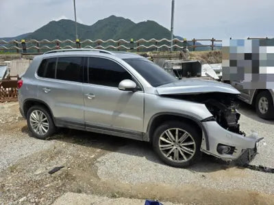 2015 Volkswagen Tiguan VIN: