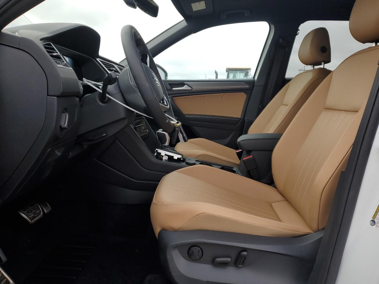 2024 VOLKSWAGEN TIGUAN SE R-LINE BLACK VIN:3VV8B7AX0RM150834