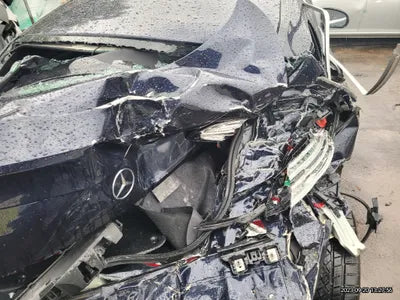 2019 Mercedes-Benz C 220 053KMWDDWJ1FB8KF8 VIN:053KMWDDWJ1FB8KF8