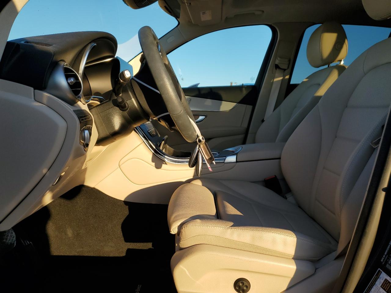 2022 MERCEDES-BENZ GLC 300 VIN:W1N0G8DB4NG121000