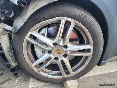 2015 Porsche Panamera VIN: