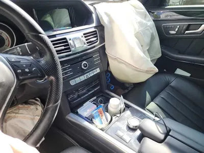 2016 Mercedes-Benz E 220 WDDHF0AB5GB301790 VIN:WDDHF0AB5GB301790