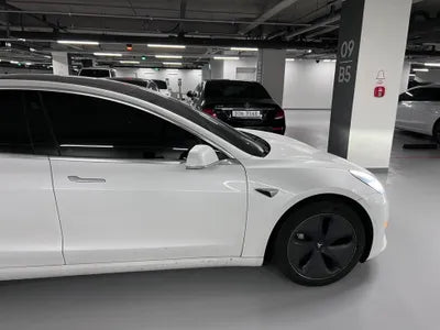 2020 Tesla Model 3 VIN: