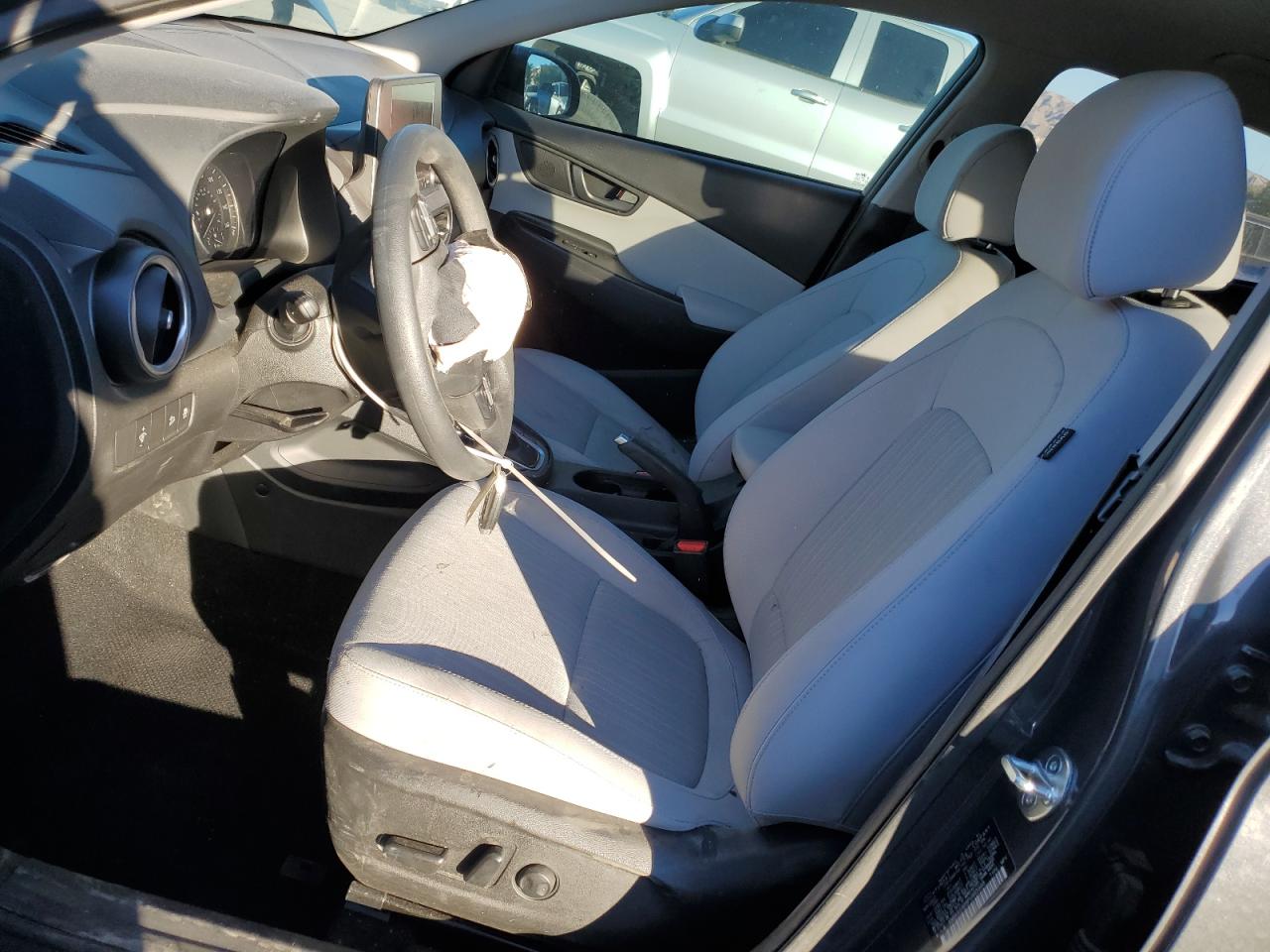 2023 HYUNDAI KONA SEL VIN:KM8K62AB9PU985948