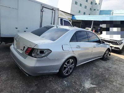 2014 Mercedes-Benz E 220 VIN: