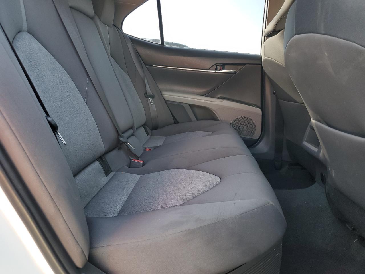 2022 TOYOTA CAMRY LE VIN:4T1C31AK4NU586272