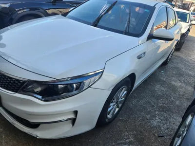 2016 Kia K5 VIN:
