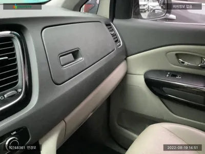 2016 Kia Carnival KNAMC81ABGS221910 VIN:KNAMC81ABGS221910