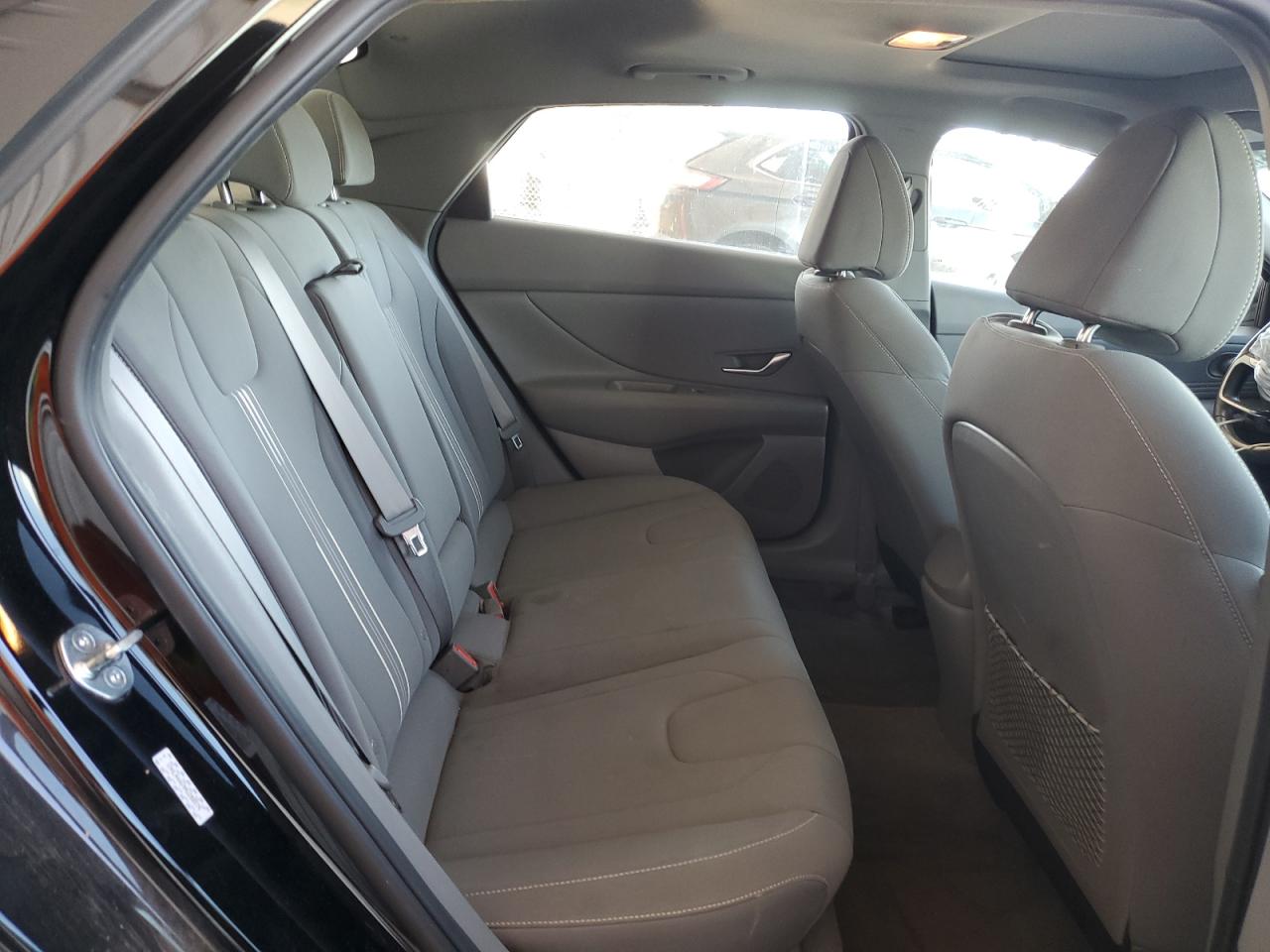 2022 HYUNDAI ELANTRA SEL VIN:KMHLN4AG9NU288579