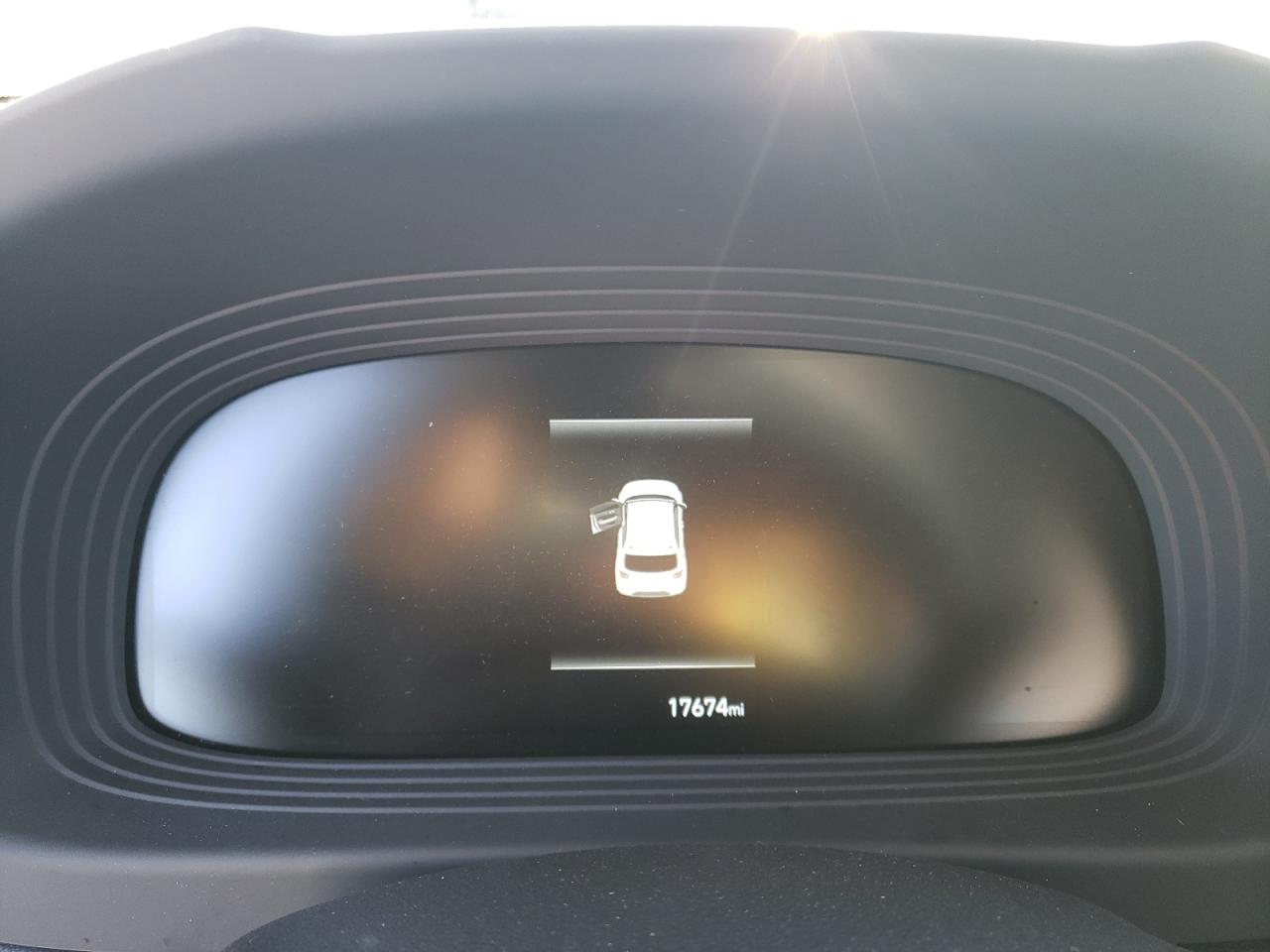 2023 HYUNDAI VENUE SEL VIN:KMHRC8A38PU229109