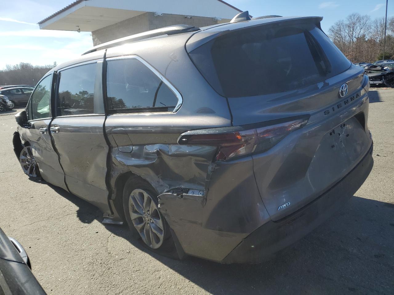 2023 TOYOTA SIENNA XLE VIN:5TDJSKFC6PS085526