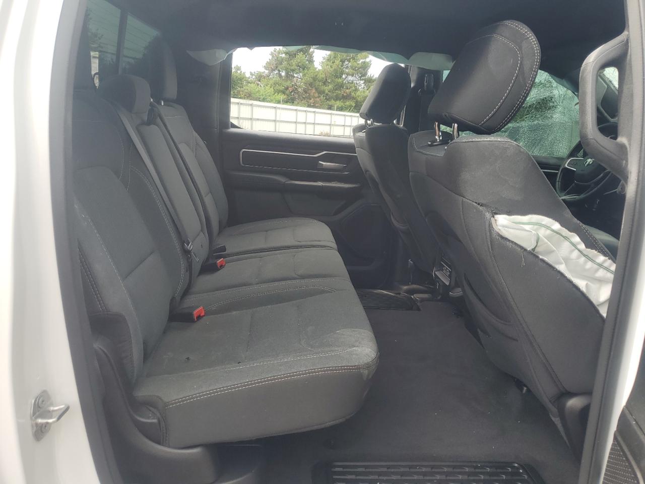 2022 RAM 1500 BIG HORN/LONE STAR VIN:1C6RREFT0NN201989