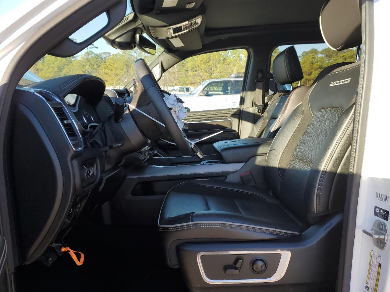 2024 RAM 1500 LARAMIE VIN:1C6SRFJT6RN117101