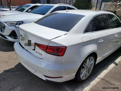 2018 Audi A3 WAUZZZ8V0J1076988 VIN:WAUZZZ8V0J1076988