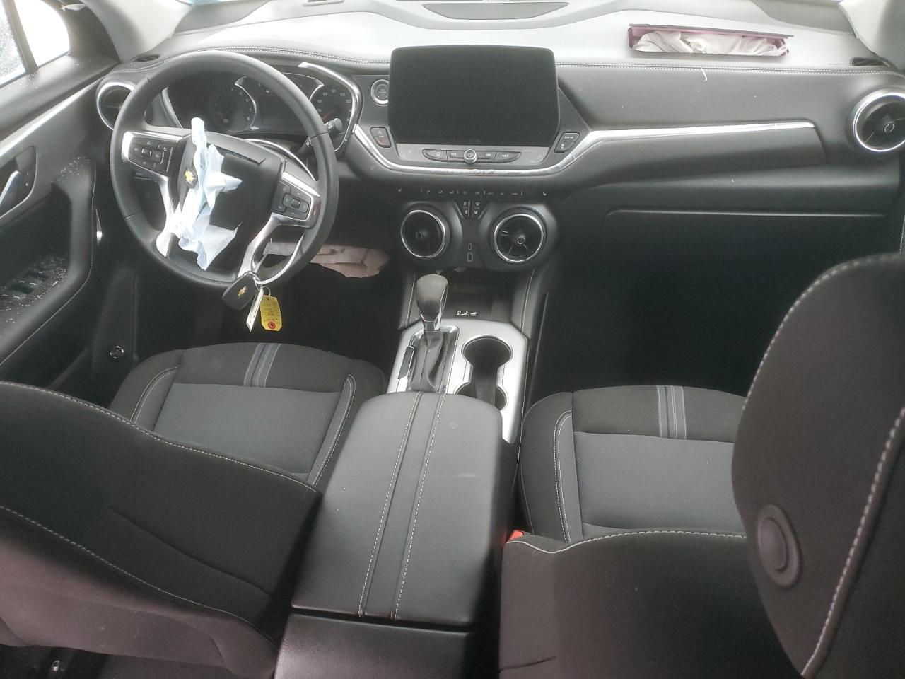 2024 CHEVROLET BLAZER 2LT VIN:3GNKBHR42RS236086