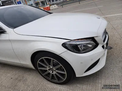 2016 Mercedes-Benz C 220 VIN: