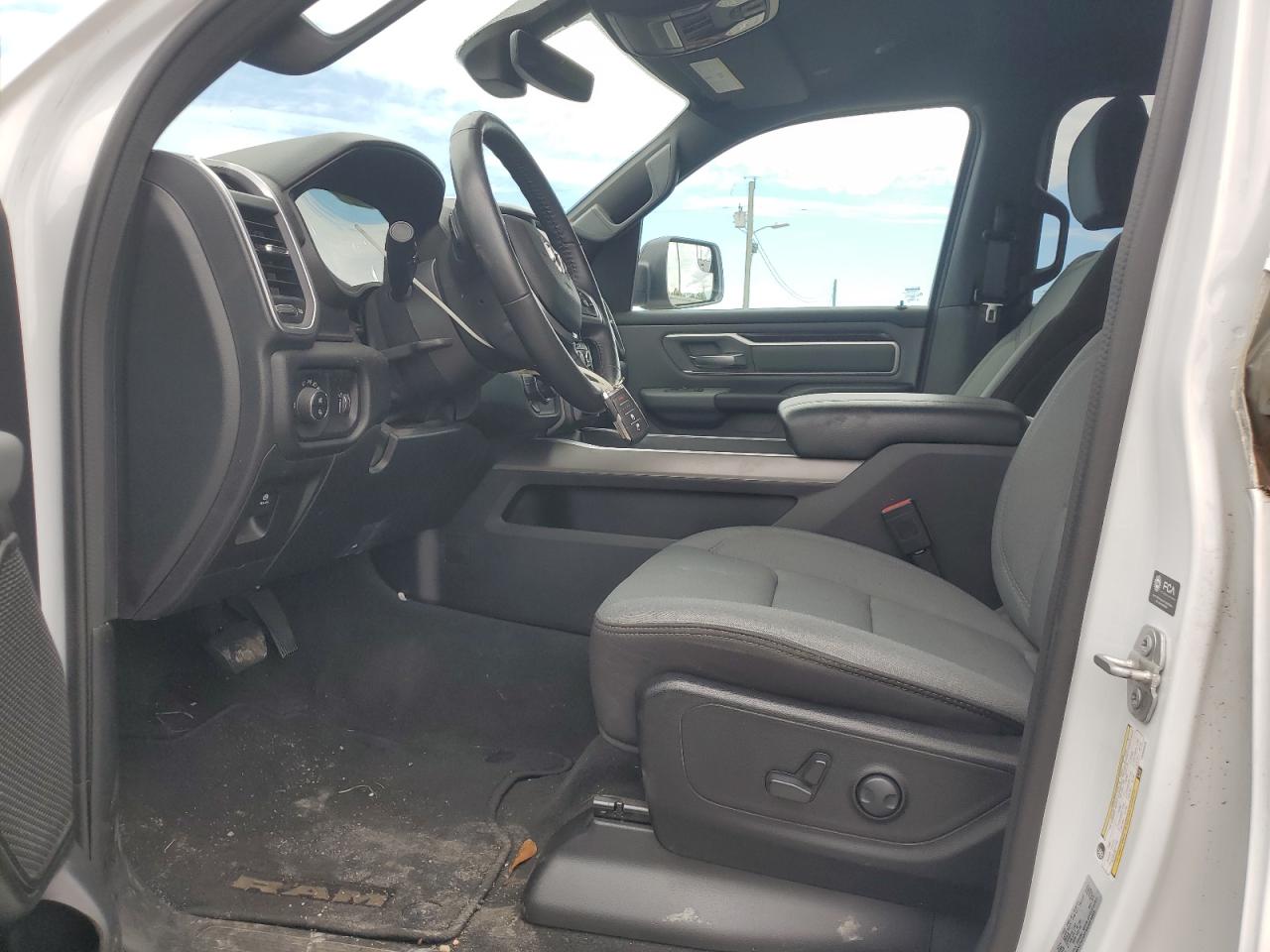 2023 RAM 1500 BIG HORN/LONE STAR VIN:1C6RREFT8PN559845