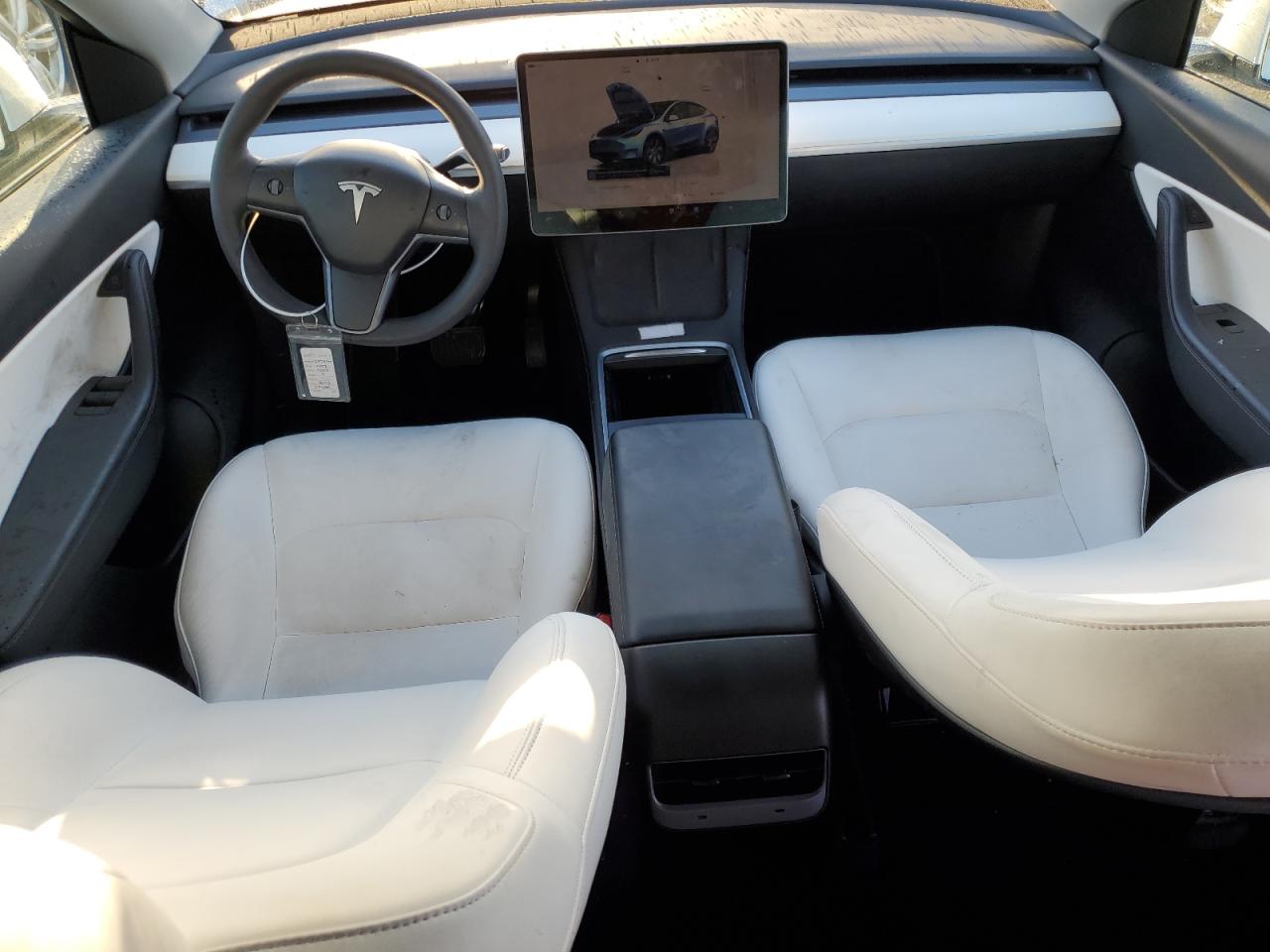 2022 TESLA MODEL Y  VIN:7SAYGAEE3NF358357