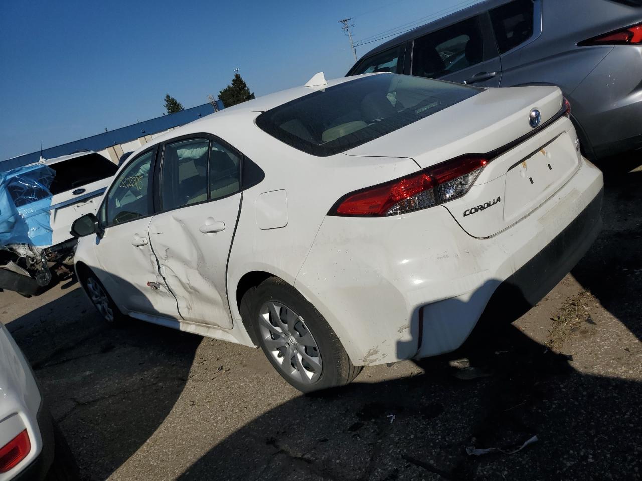 2024 TOYOTA COROLLA LE VIN:JTDBCMFE0RJ025370