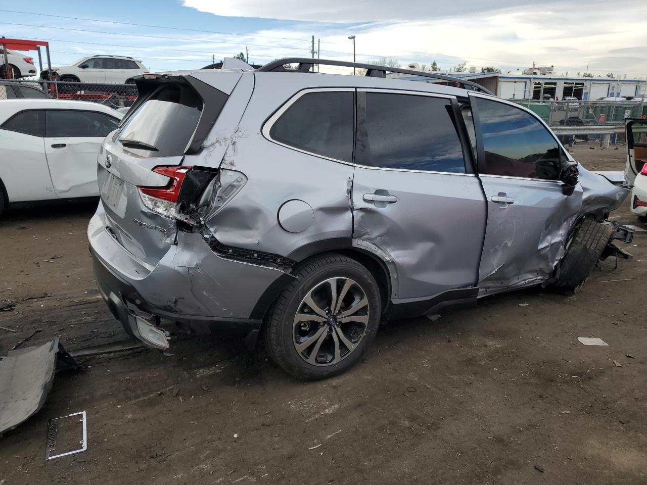 2022 SUBARU FORESTER LIMITED VIN:JF2SKAPC0NH511033