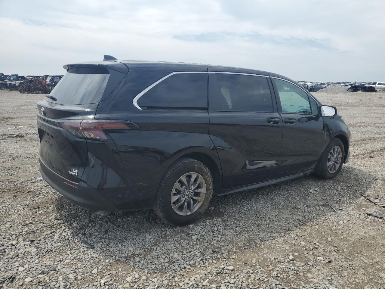 2023 TOYOTA SIENNA LE VIN:5TDKRKEC4PS162962