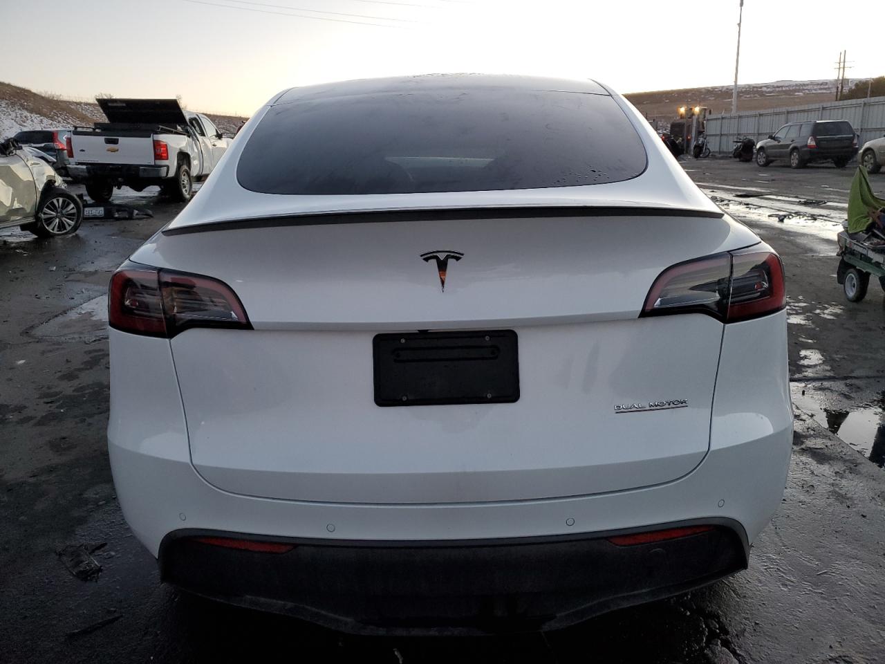 2022 TESLA MODEL Y  VIN:7SAYGDEF7NF545885