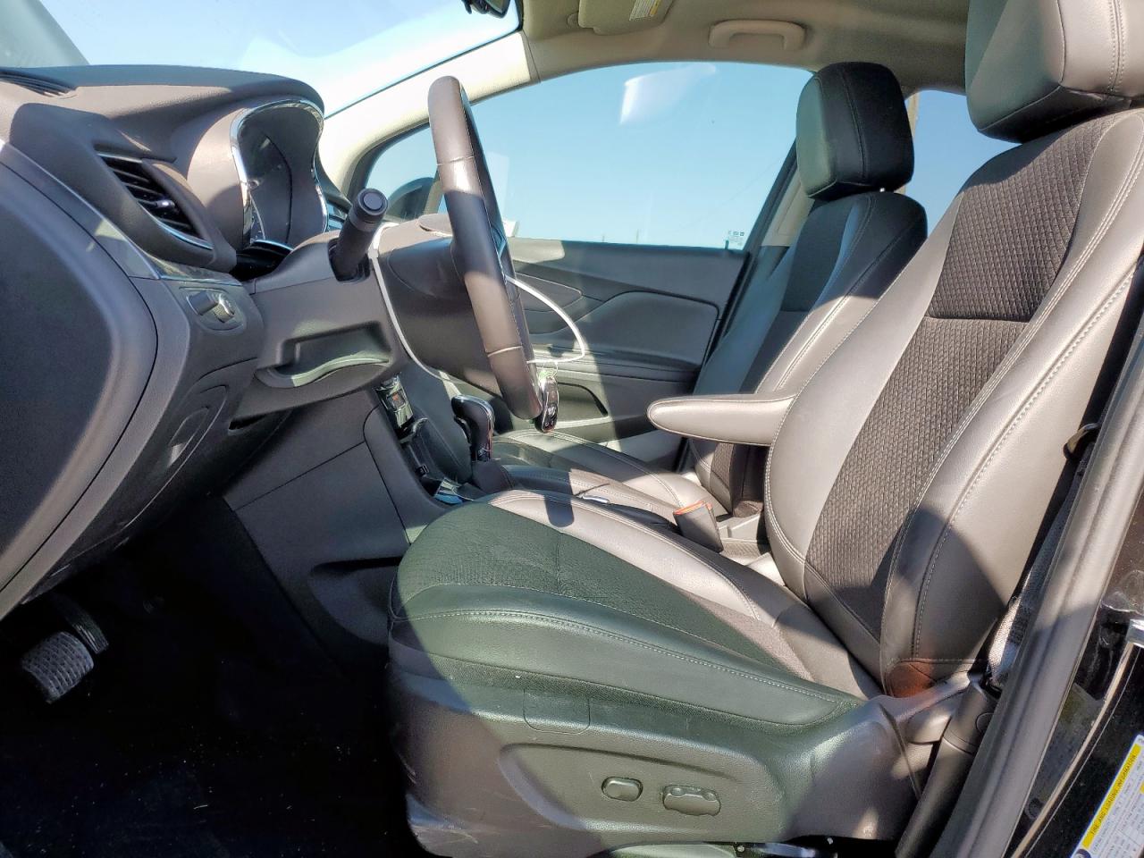 2022 BUICK ENCORE PREFERRED VIN:KL4CJASM6NB528437