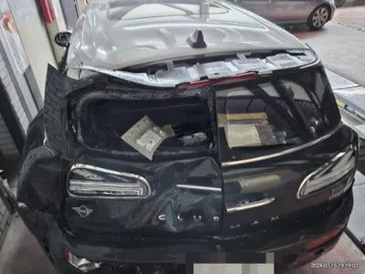 2022 MINI Clubman VIN: