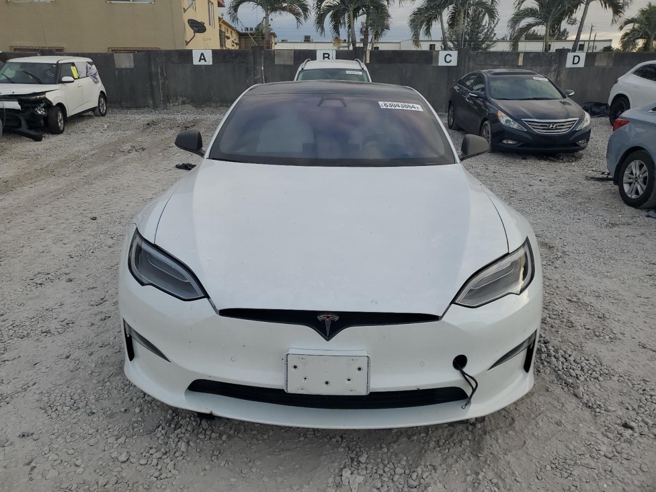 2022 TESLA MODEL S  VIN:5YJSA1E67NF460953