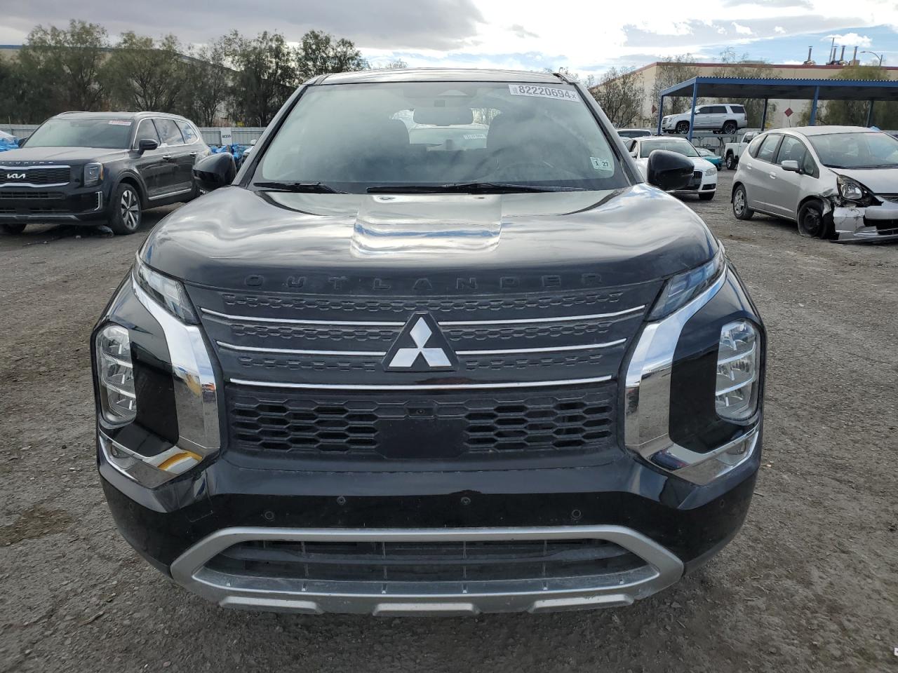 2022 MITSUBISHI OUTLANDER SE VIN:JA4J3UA81NZ009584