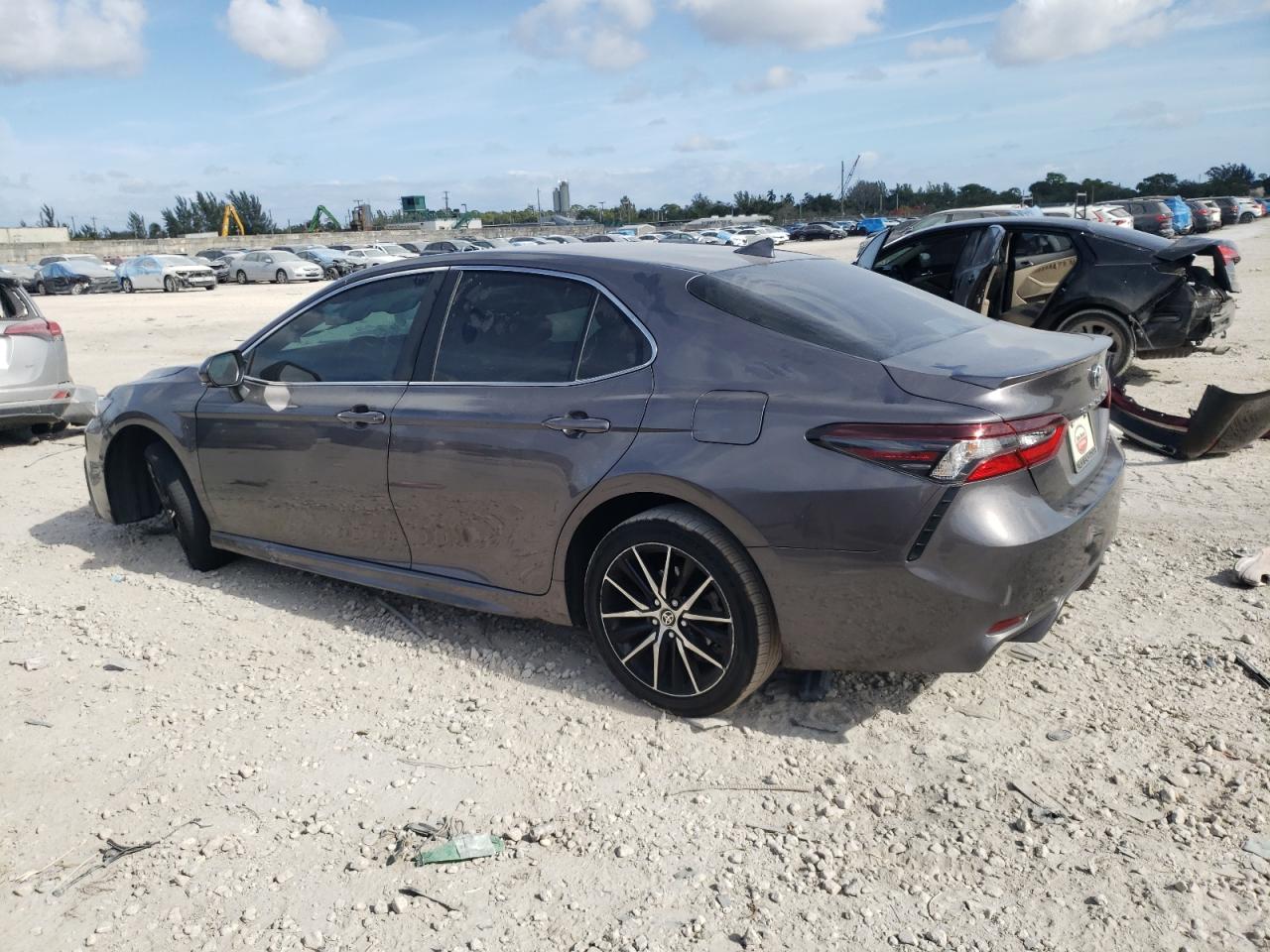 2023 TOYOTA CAMRY SE NIGHT SHADE VIN:4T1G11AK3PU739590