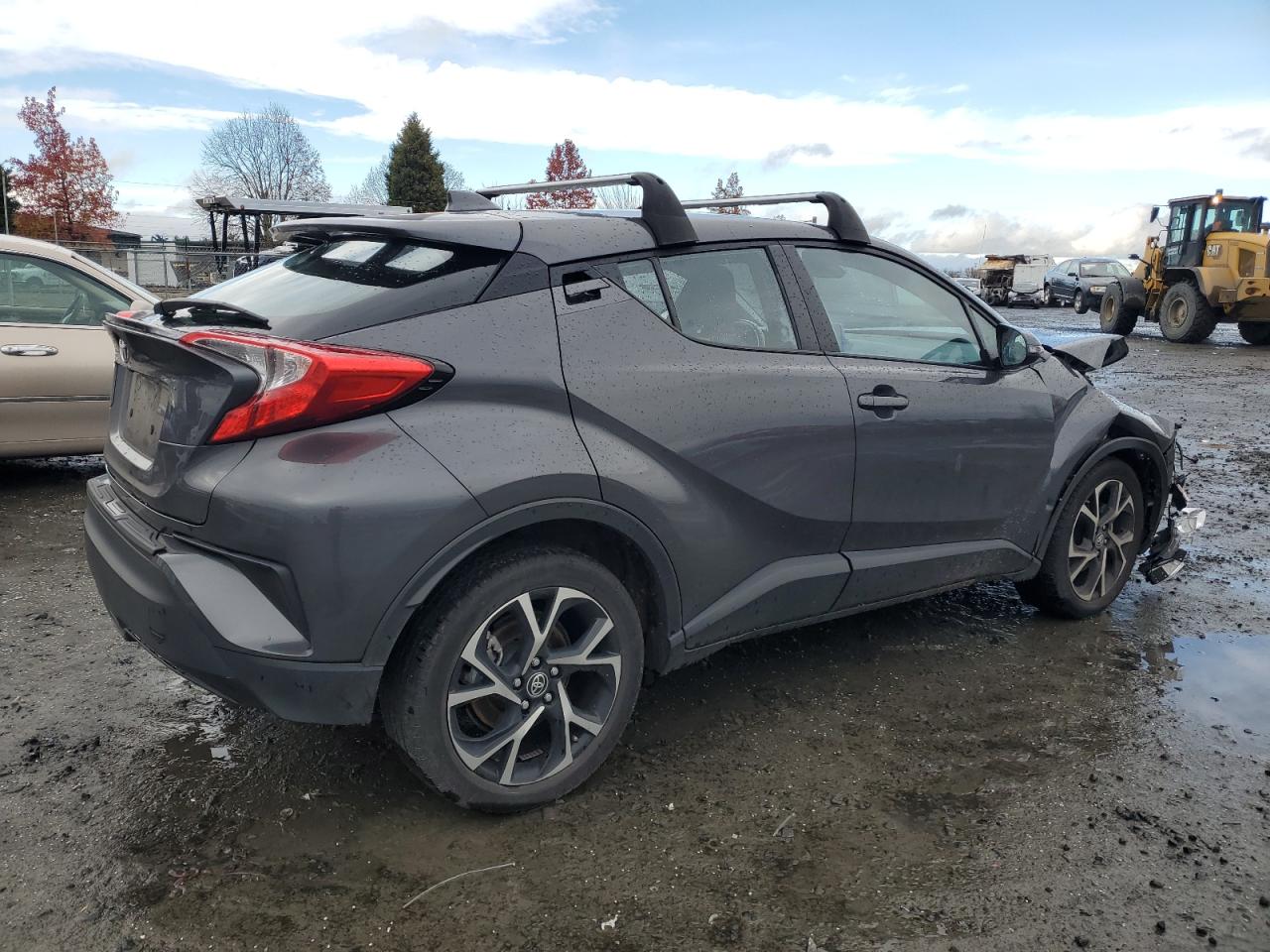 2022 TOYOTA C-HR XLE VIN:NMTKHMBX8NR140402