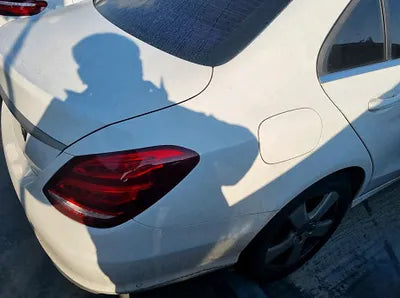 2017 Mercedes-Benz C 200 WDDWF4CB3HF506322 VIN:WDDWF4CB3HF506322