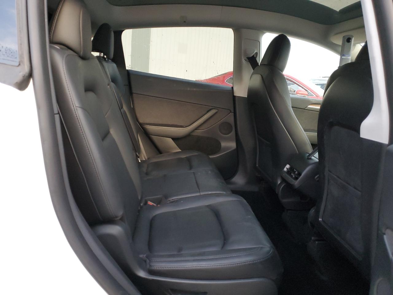 2022 TESLA MODEL Y  VIN:7SAYGAEE0NF568396
