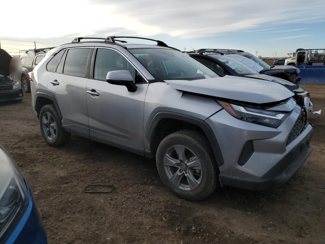 2022 TOYOTA RAV4 XLE VIN:2T3P1RFV3NC272288