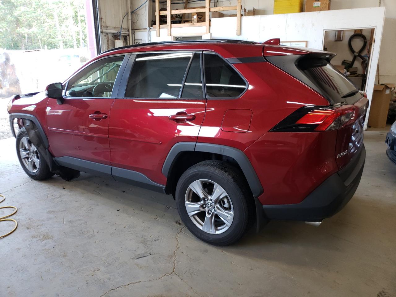 2022 TOYOTA RAV4 XLE VIN:JTMP1RFVXND086601