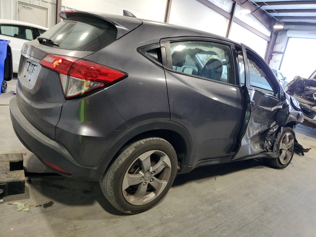 2022 HONDA HR-V LX VIN:3CZRU5H34NM704689