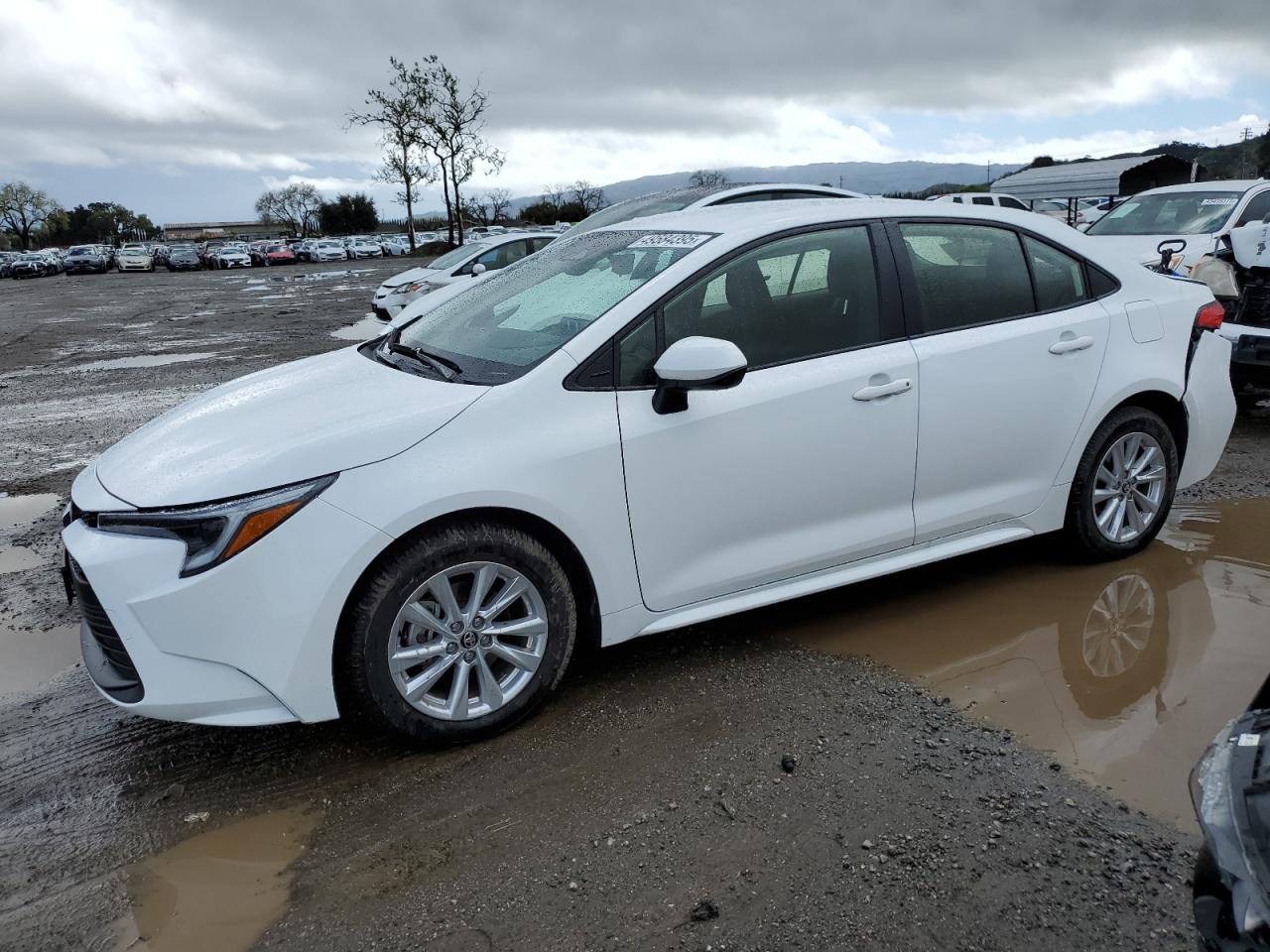 2024 TOYOTA COROLLA LE VIN:JTDBCMFEXR3045694