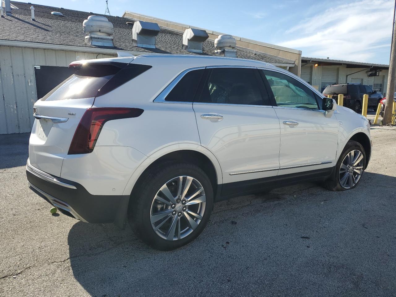 2024 CADILLAC XT5 PREMIUM LUXURY VIN:1GYKNDRS0RZ701064