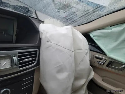 2015 Mercedes-Benz E 200 WDDHF3EB1GB216196 VIN:WDDHF3EB1GB216196