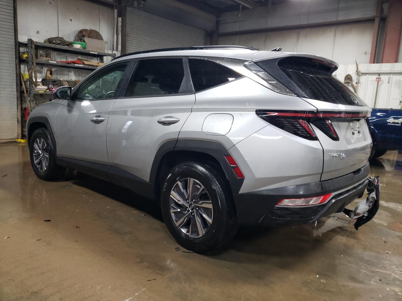 2022 HYUNDAI TUCSON BLUE VIN:KM8JBCA11NU044110