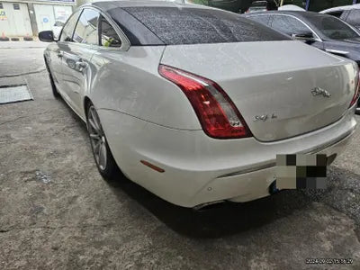 2015 Jaguar XJ VIN: