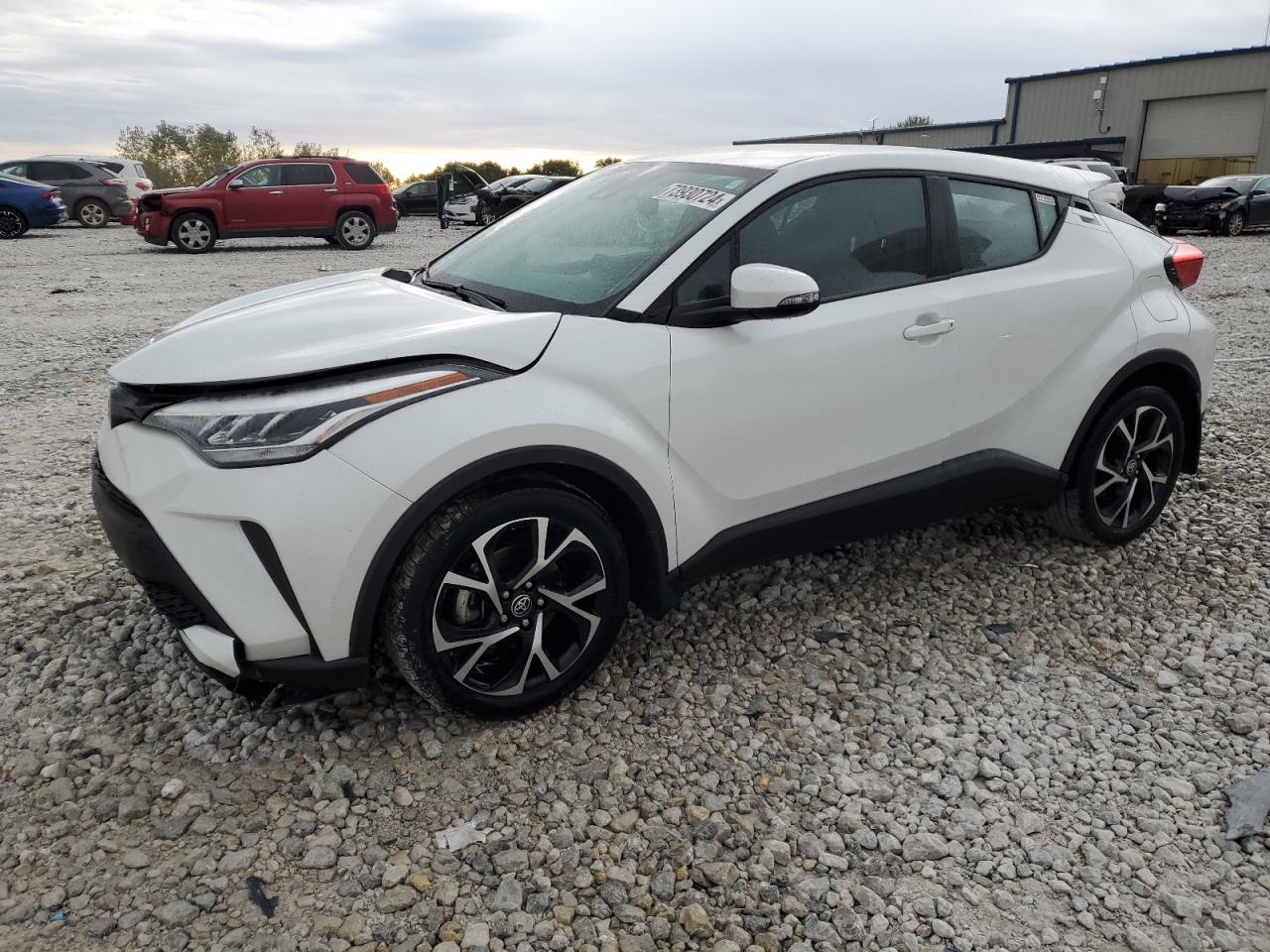 2022 TOYOTA C-HR XLE VIN:NMTKHMBX3NR146379
