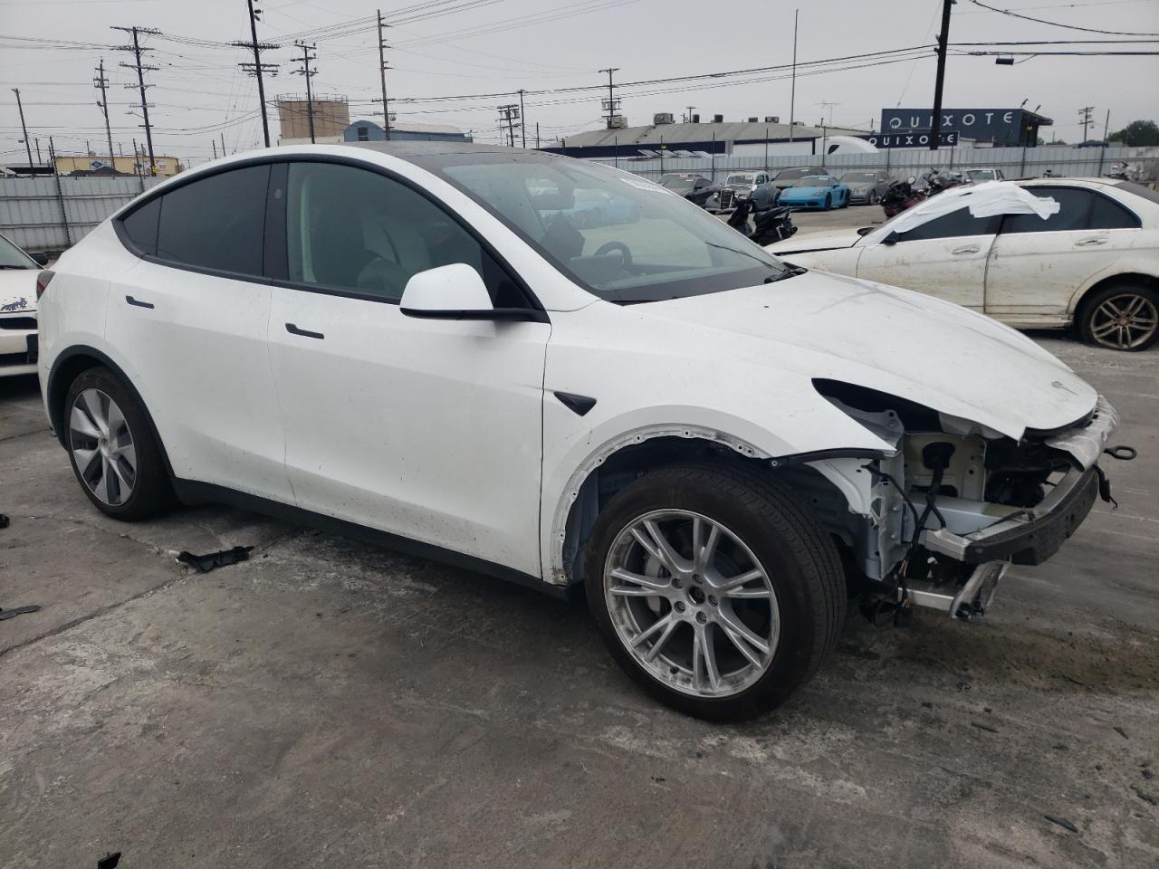 2023 TESLA MODEL Y  VIN:7SAYGDEE1PF813890