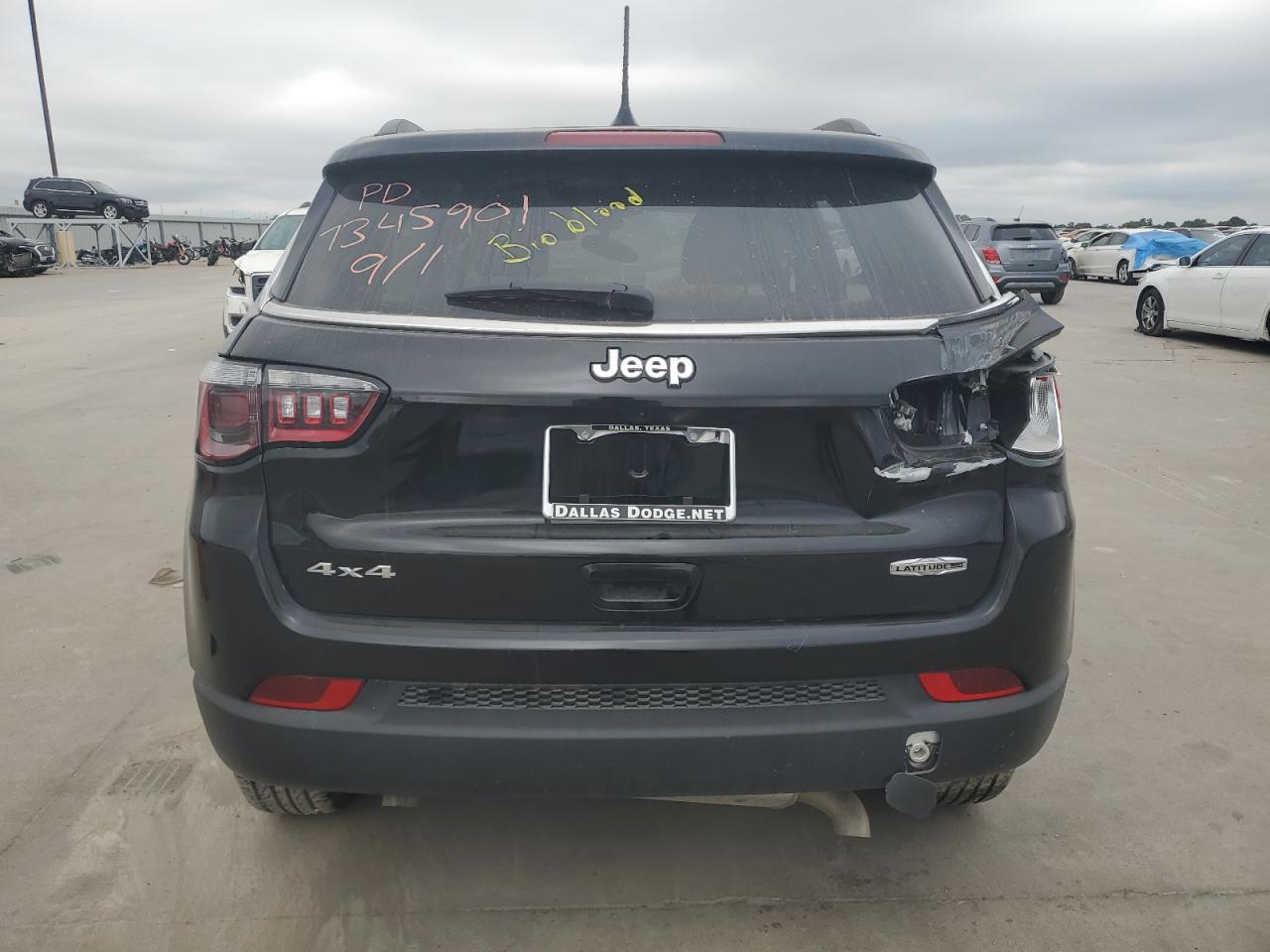 2024 JEEP COMPASS LATITUDE LUX VIN:3C4NJDFN3RT127368