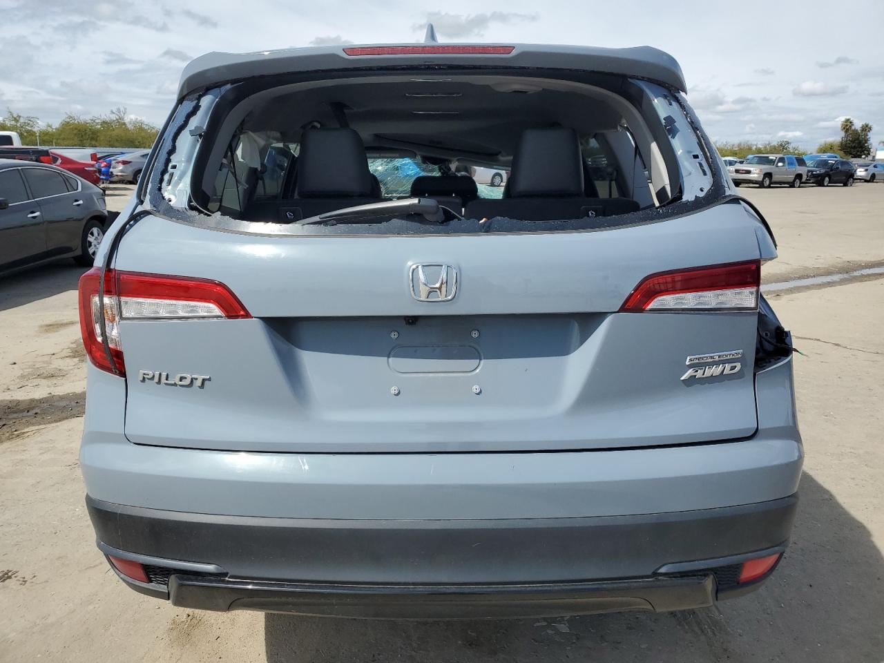 2022 HONDA PILOT SE VIN:5FNYF6H2XNB100061