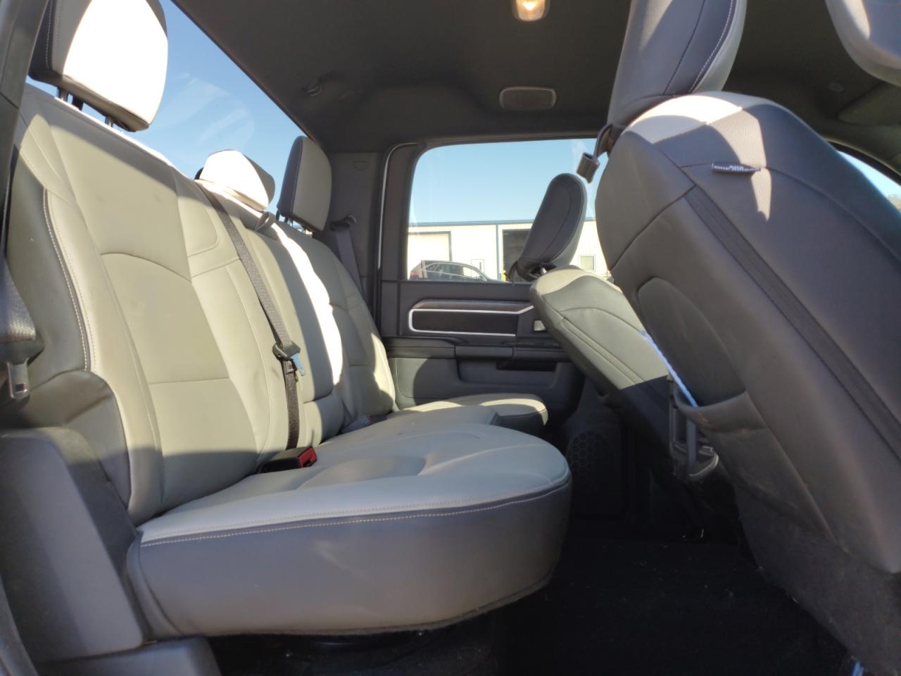 2024 RAM 3500 BIG HORN VIN:3C63RRHL2RG280980