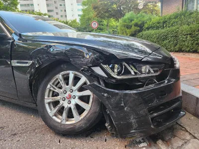 2015 Jaguar XE VIN: